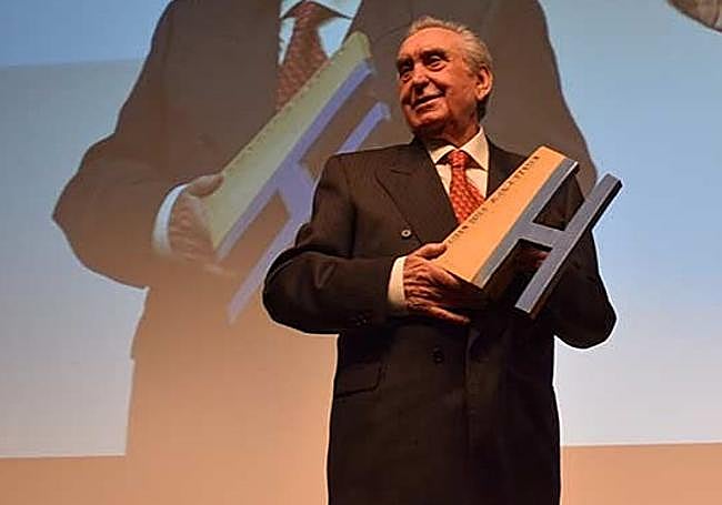 Martiniano Palomero en una imagen más reciente también durante otro homenaje.