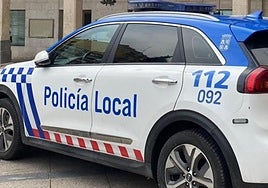 Imagen de archivo de un vehículo de la Policía Local de Burgos.