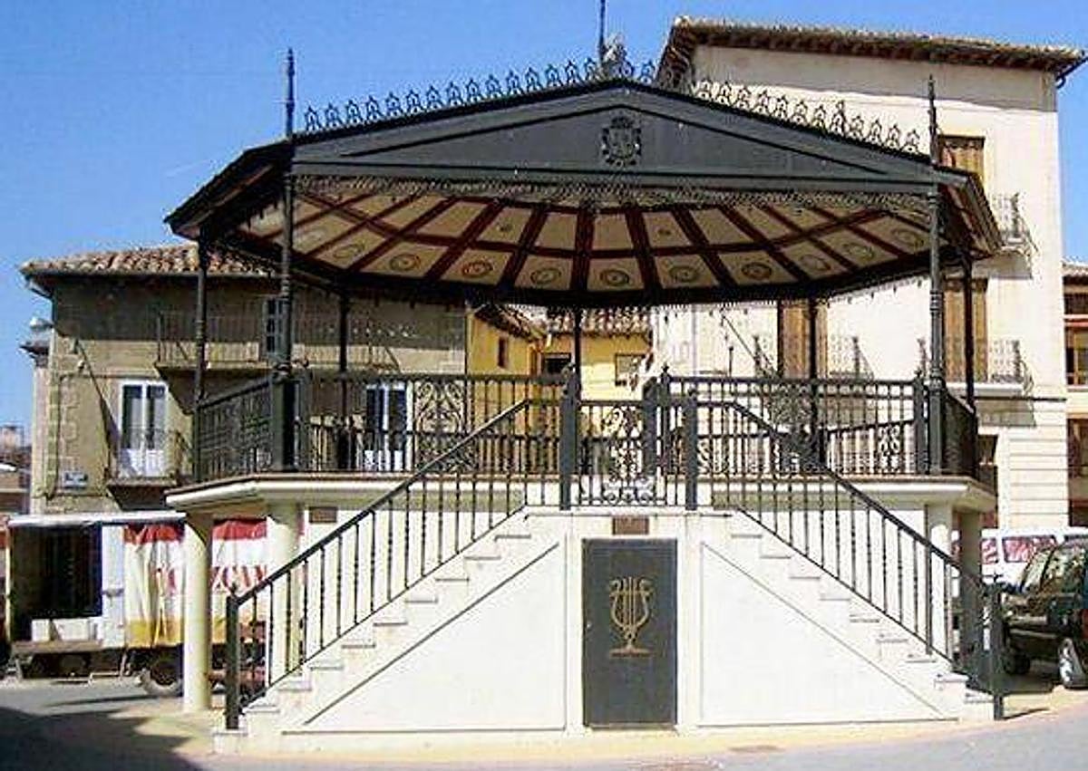 Imagen secundaria 1 - Imágen de la ruta y de Pradoluengo, junto con el recorrido de la misma.