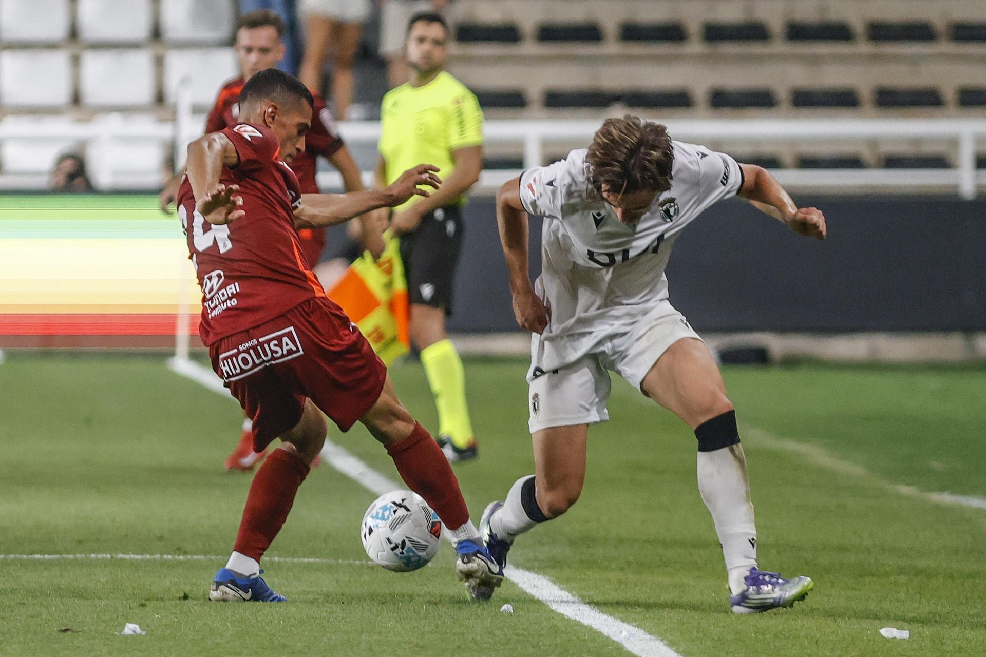 Todas las imágenes del primer derbi entre el Burgos CF y la CyD Leonesa