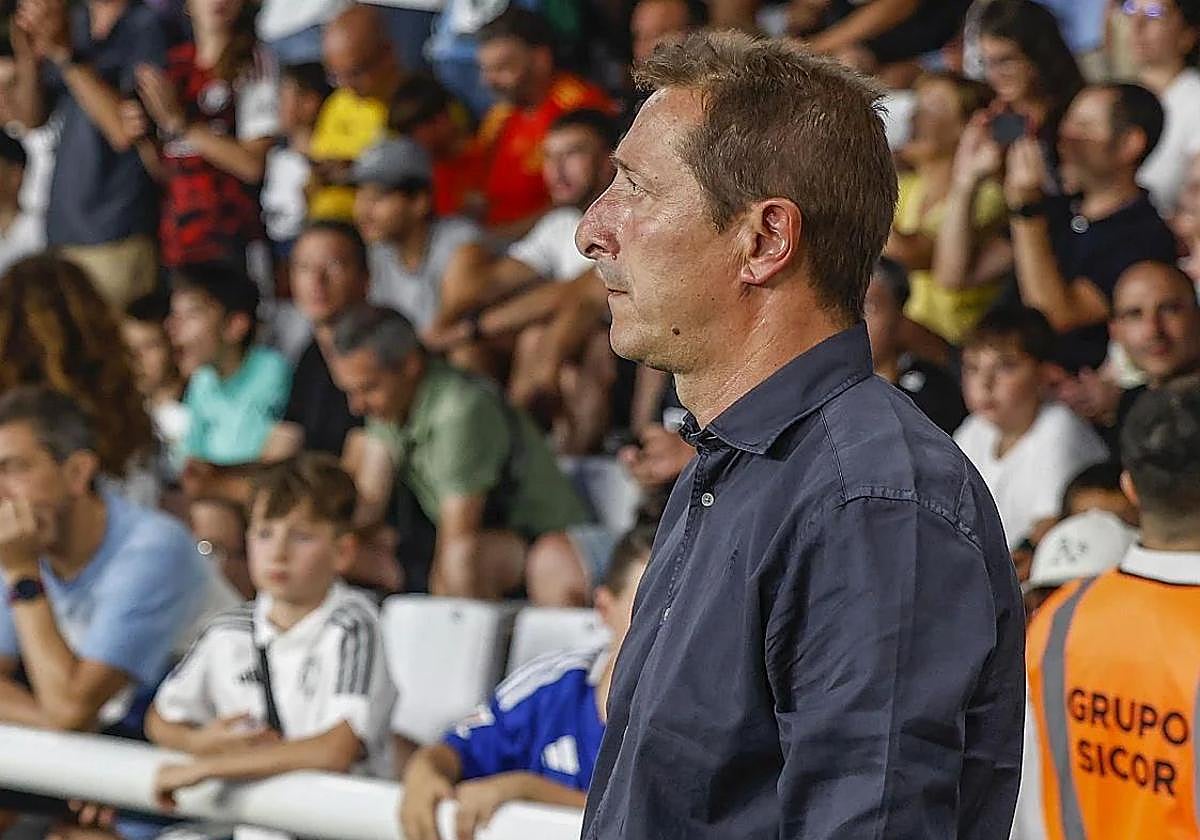 Luis Miguel Ramis, entrenador del Burgos CF.