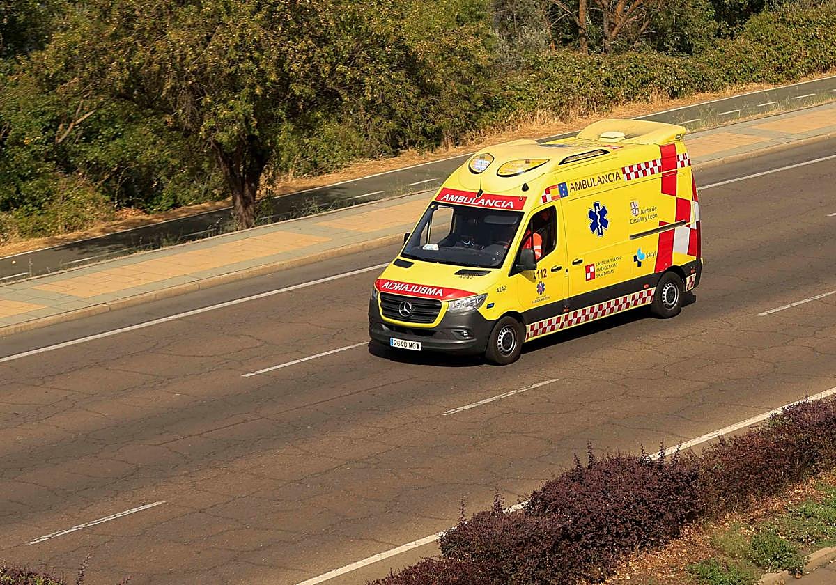 Imagen de archivo de una ambulancia.