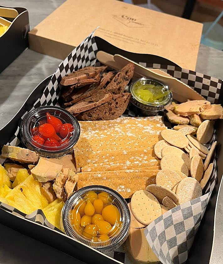 Imagen secundaria 2 - Gastrobar Consentidos: los cinco sentidos en la Calle San Lesmes