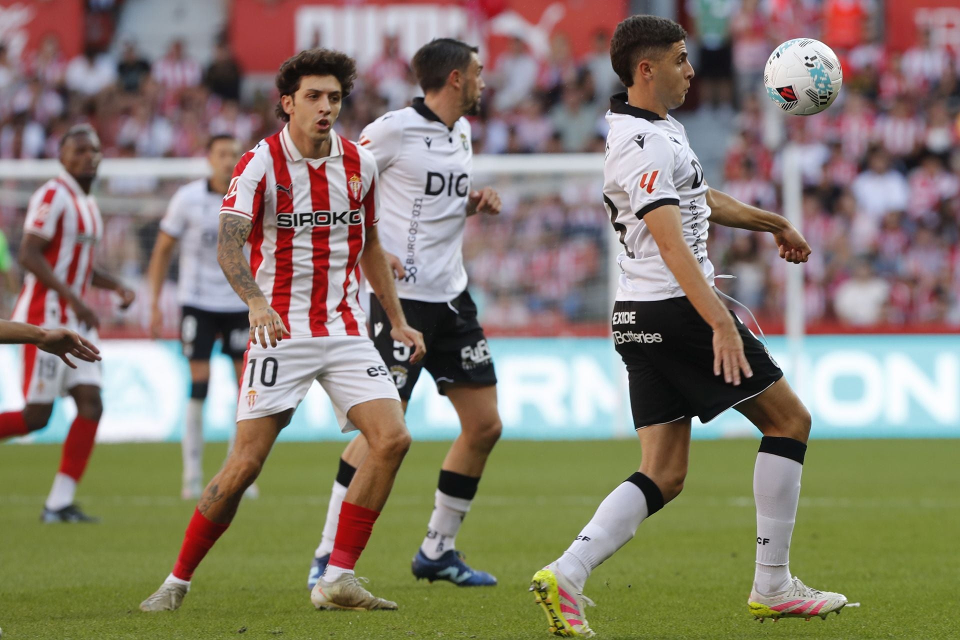 Todas las imágenes del partido entre el Sporting de Gijón y el Burgos CF