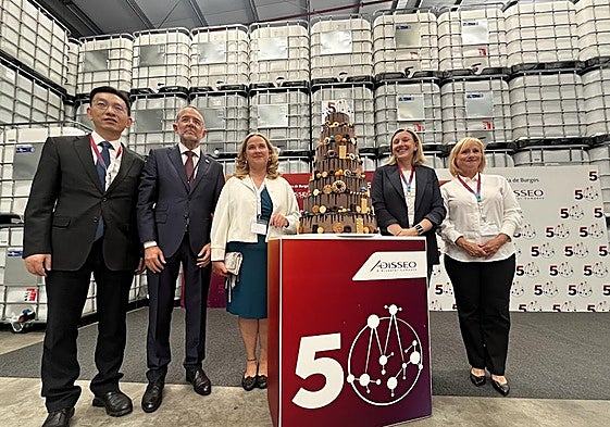 Foto de familia de los CEO y las autoridades.