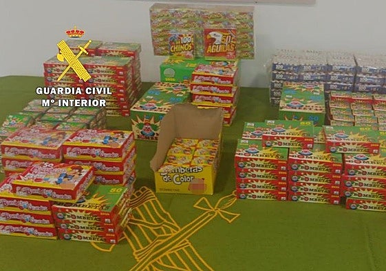 Petardos requisados por la Guardia Civil de Burgos.