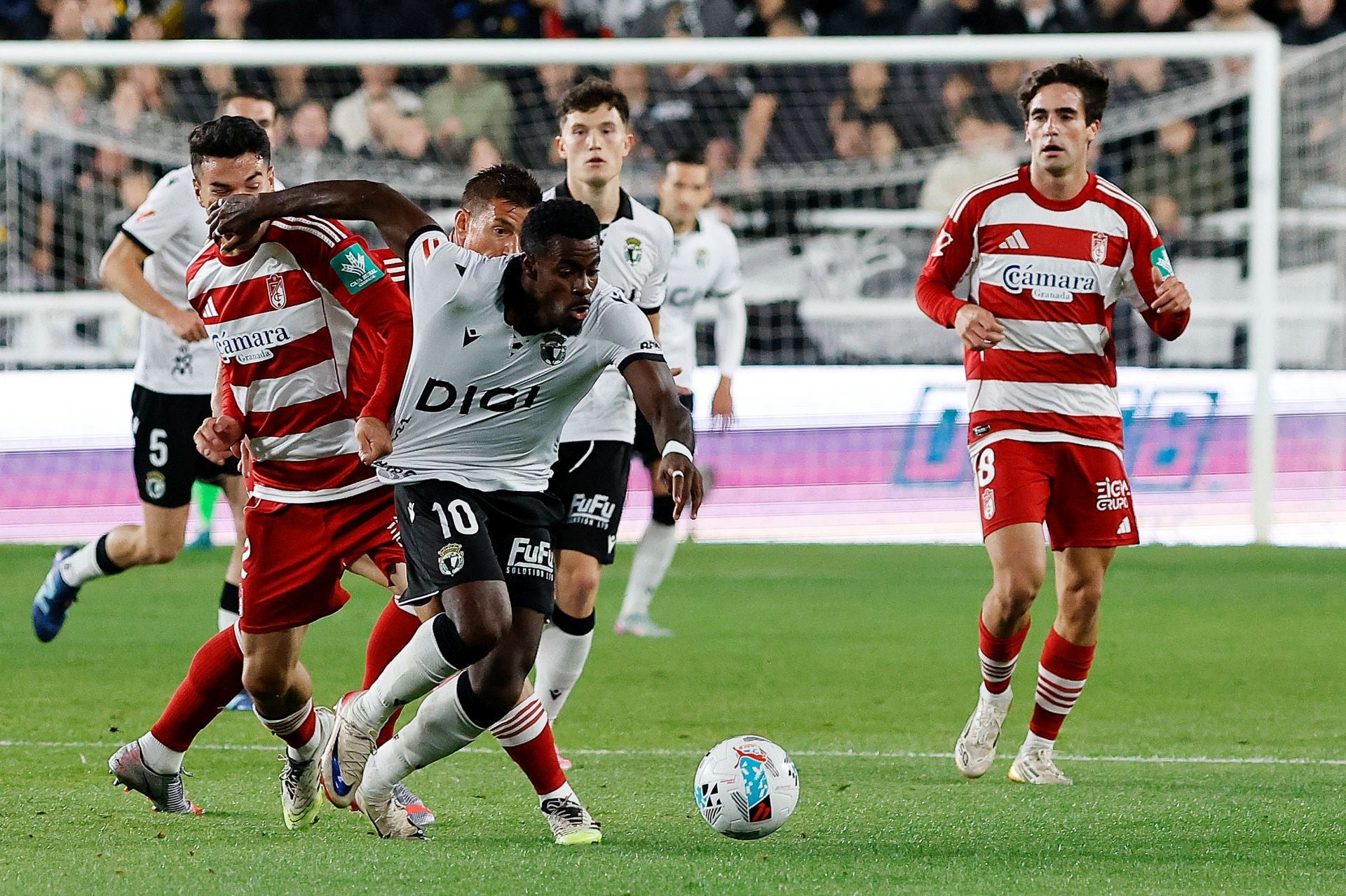 El Burgos CF - Granada CF, en imágenes