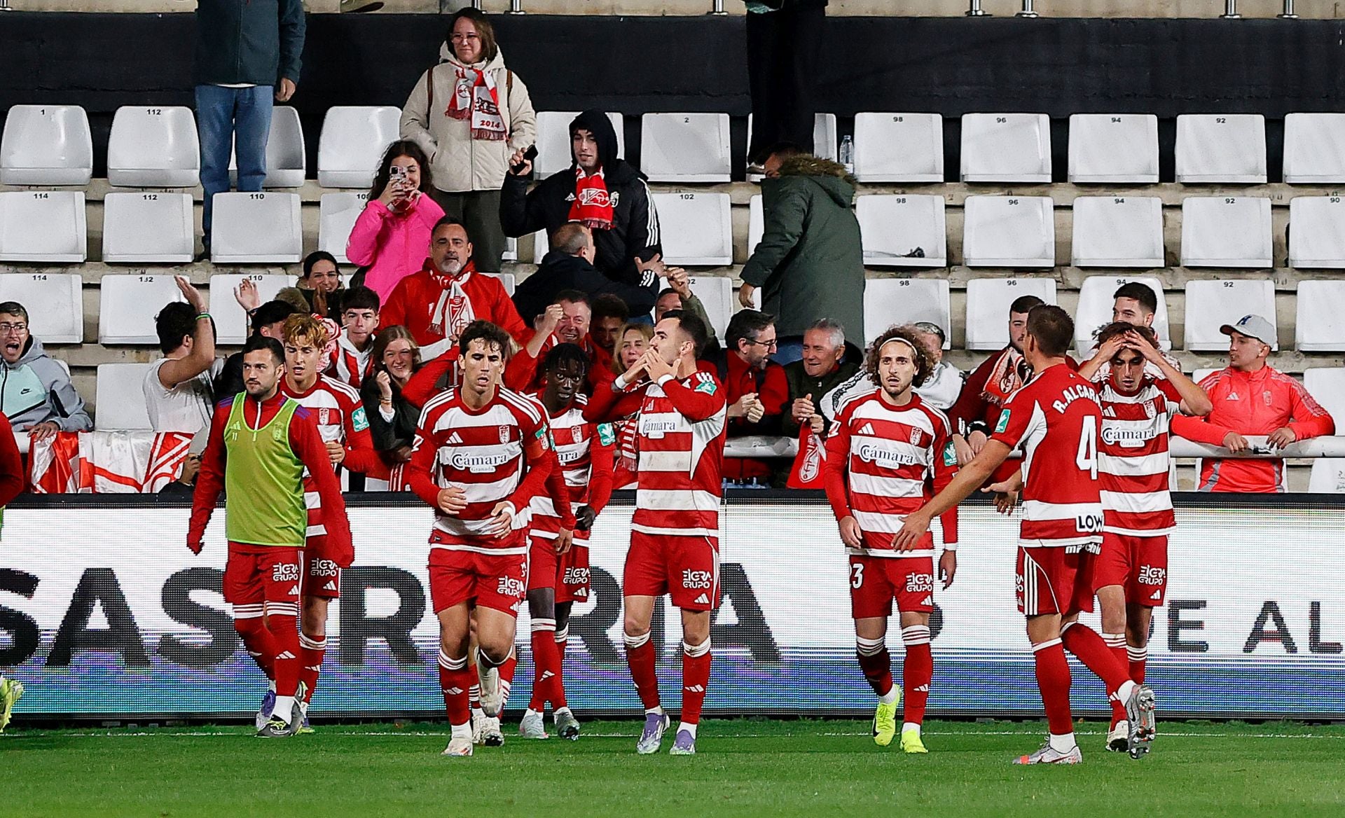 El Burgos CF - Granada CF, en imágenes