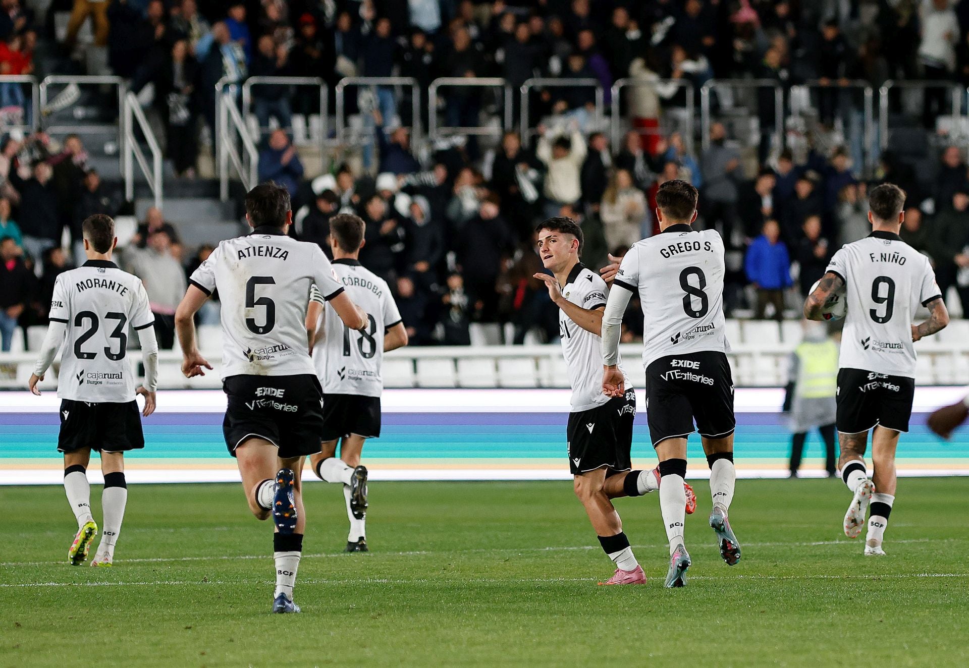 El Burgos CF - Granada CF, en imágenes