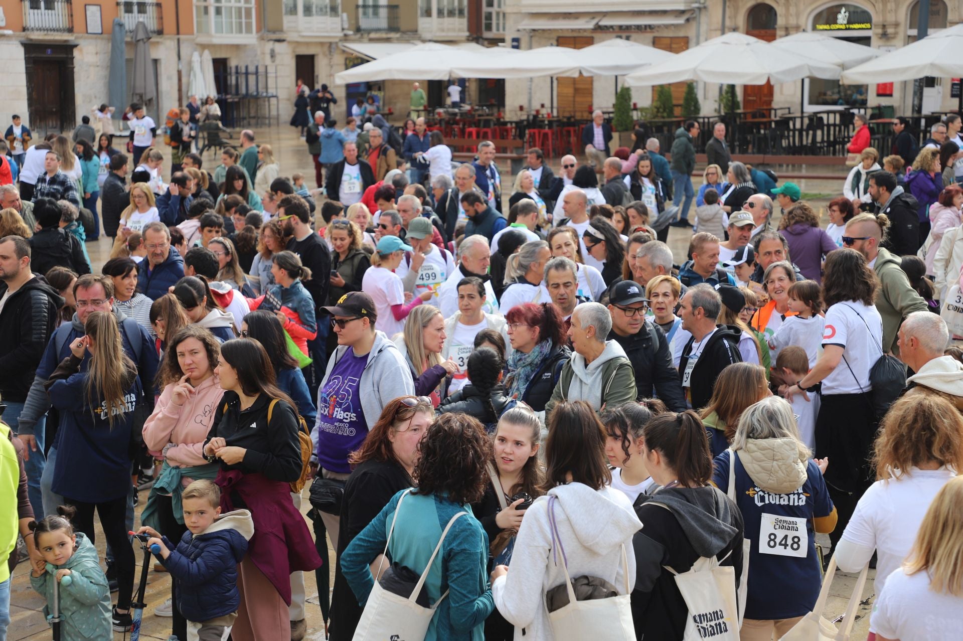 La I Marcha Cidiana celebrada en Burgos, en imágenes