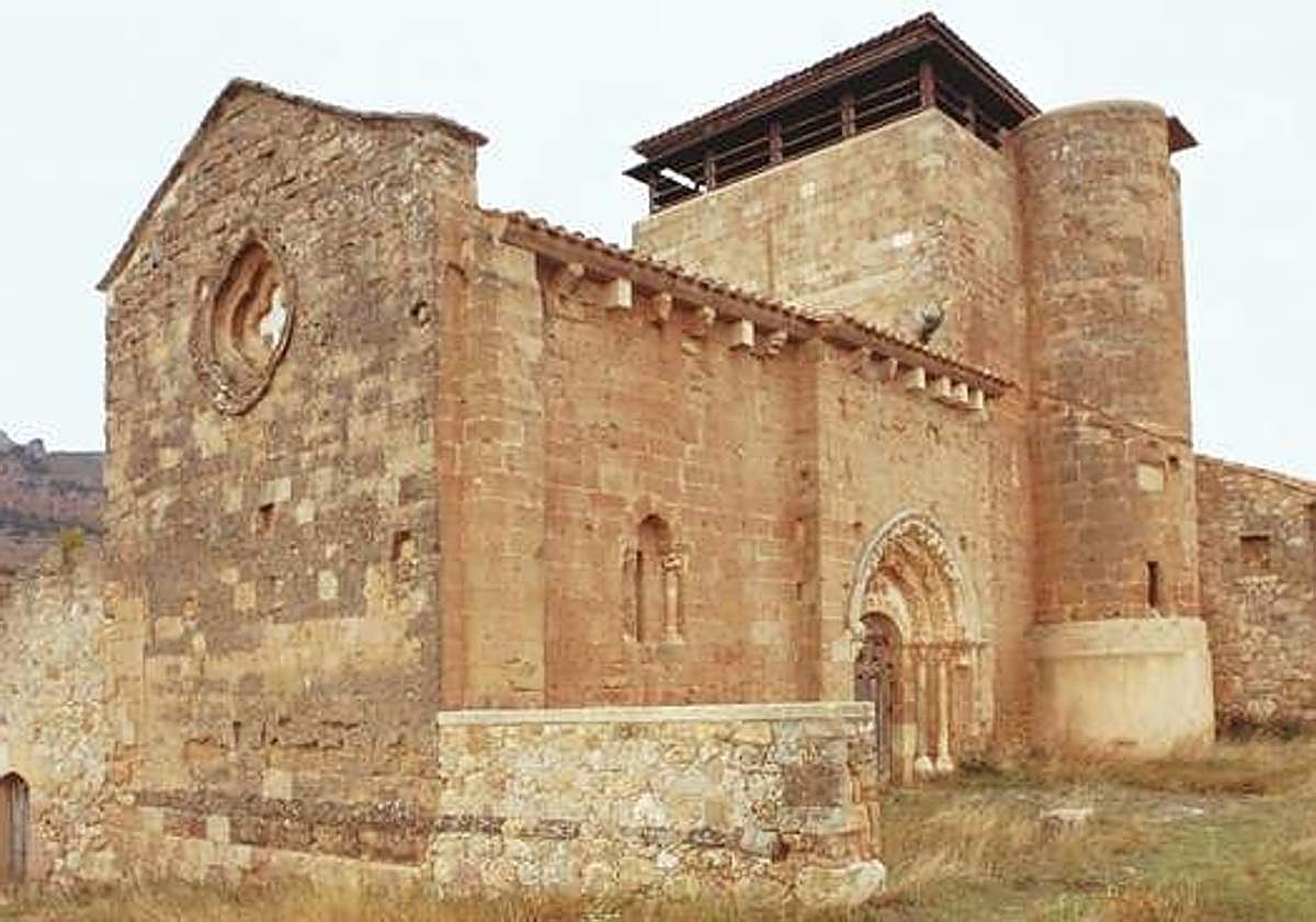 Imagen principal - El unicornio de Burgos escondido en una joya románica de un pueblo de dos habitantes
