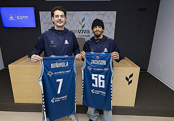 Presentación de Jhivvan Jackson y Juan Rubio.