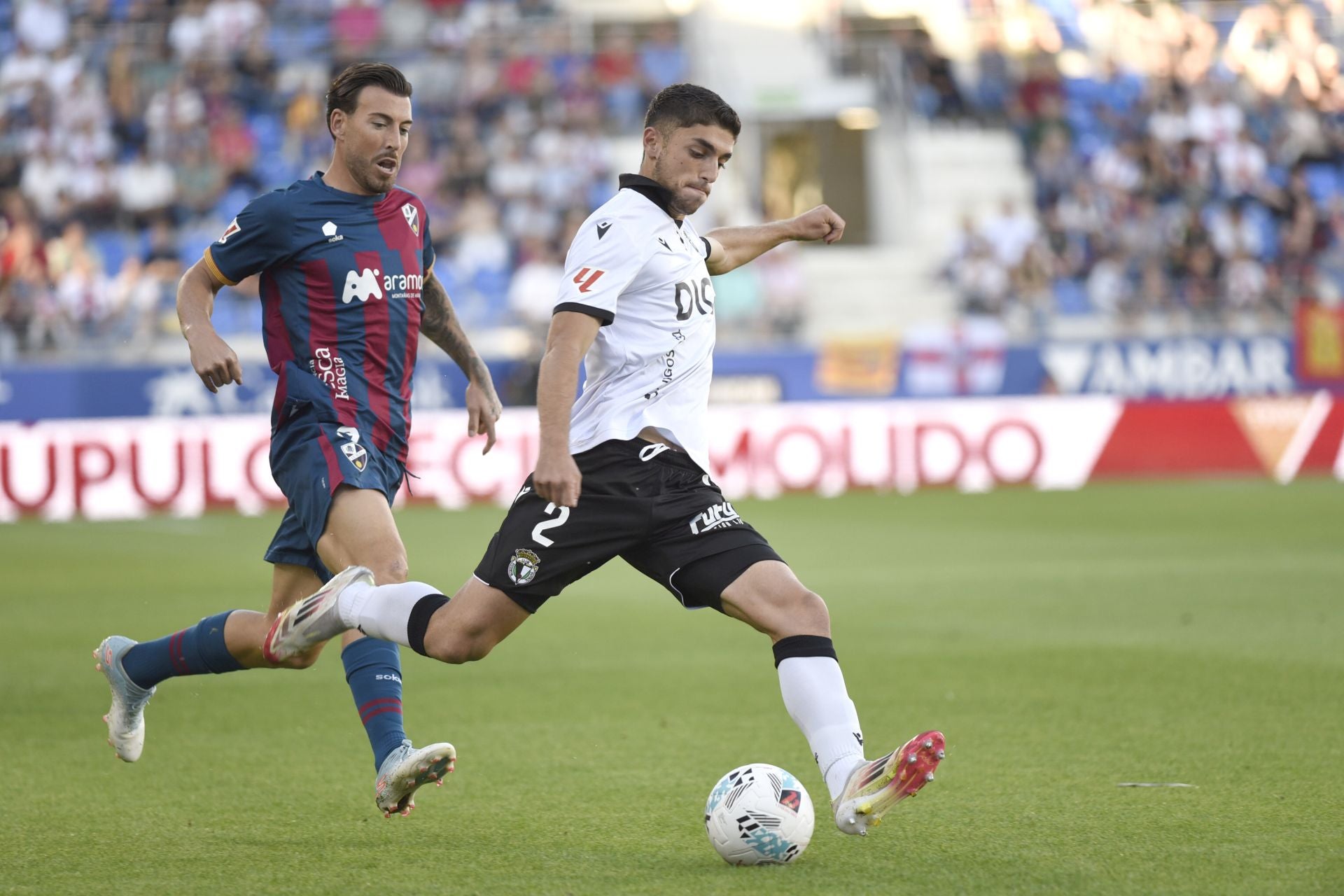 Todas las imágenes del encuentro entre el SD Huesca y el Burgos CF
