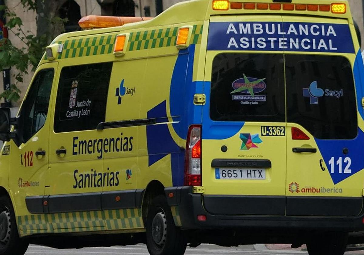 Imagen de archivo de una ambulancia.