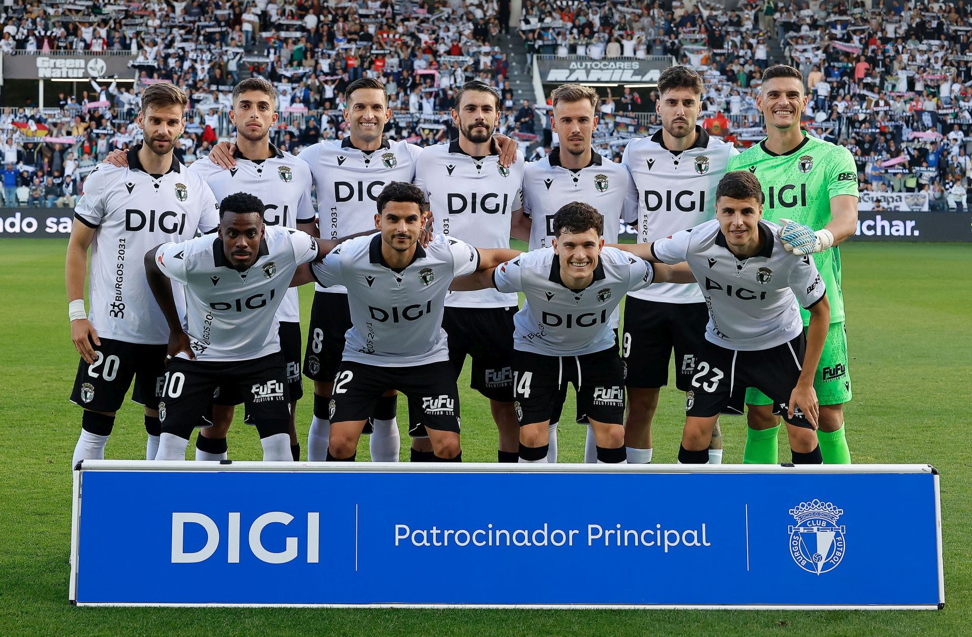 El derbi entre el Burgos CF y el Real Valladolid, en imágenes