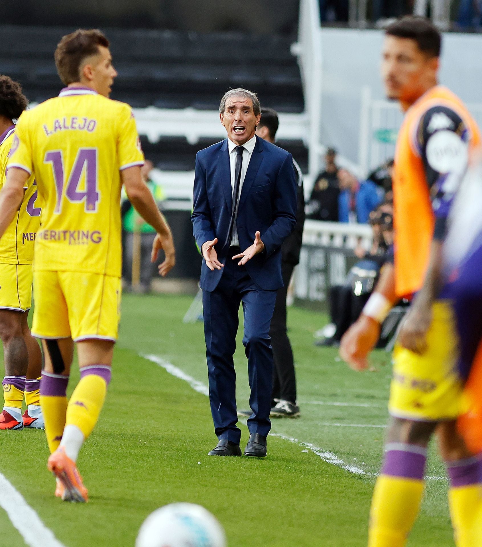 El derbi entre el Burgos CF y el Real Valladolid, en imágenes