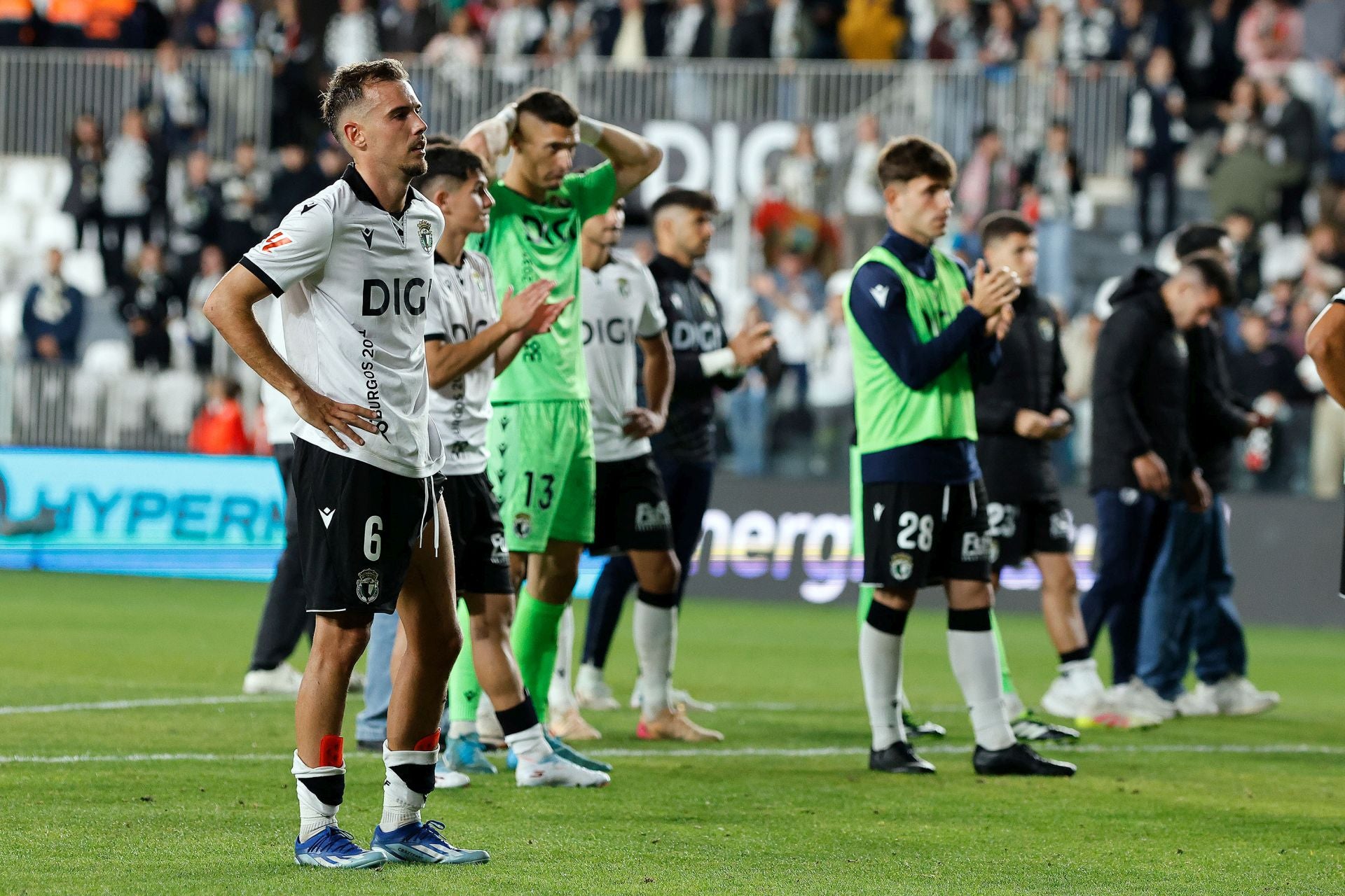 El derbi entre el Burgos CF y el Real Valladolid, en imágenes