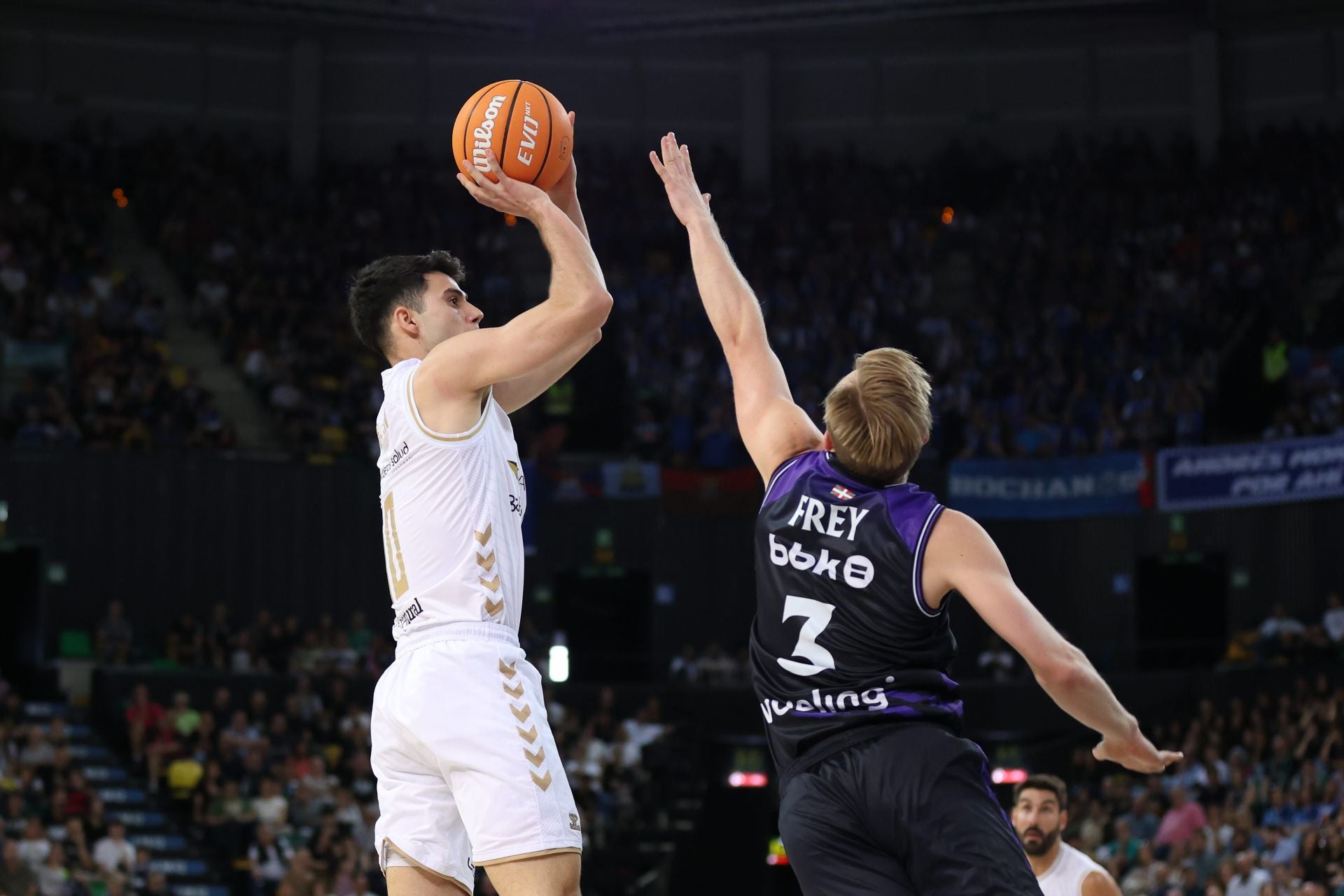 El encuentro del San Pablo Burgos frente al Bilbao Basket, en imágenes