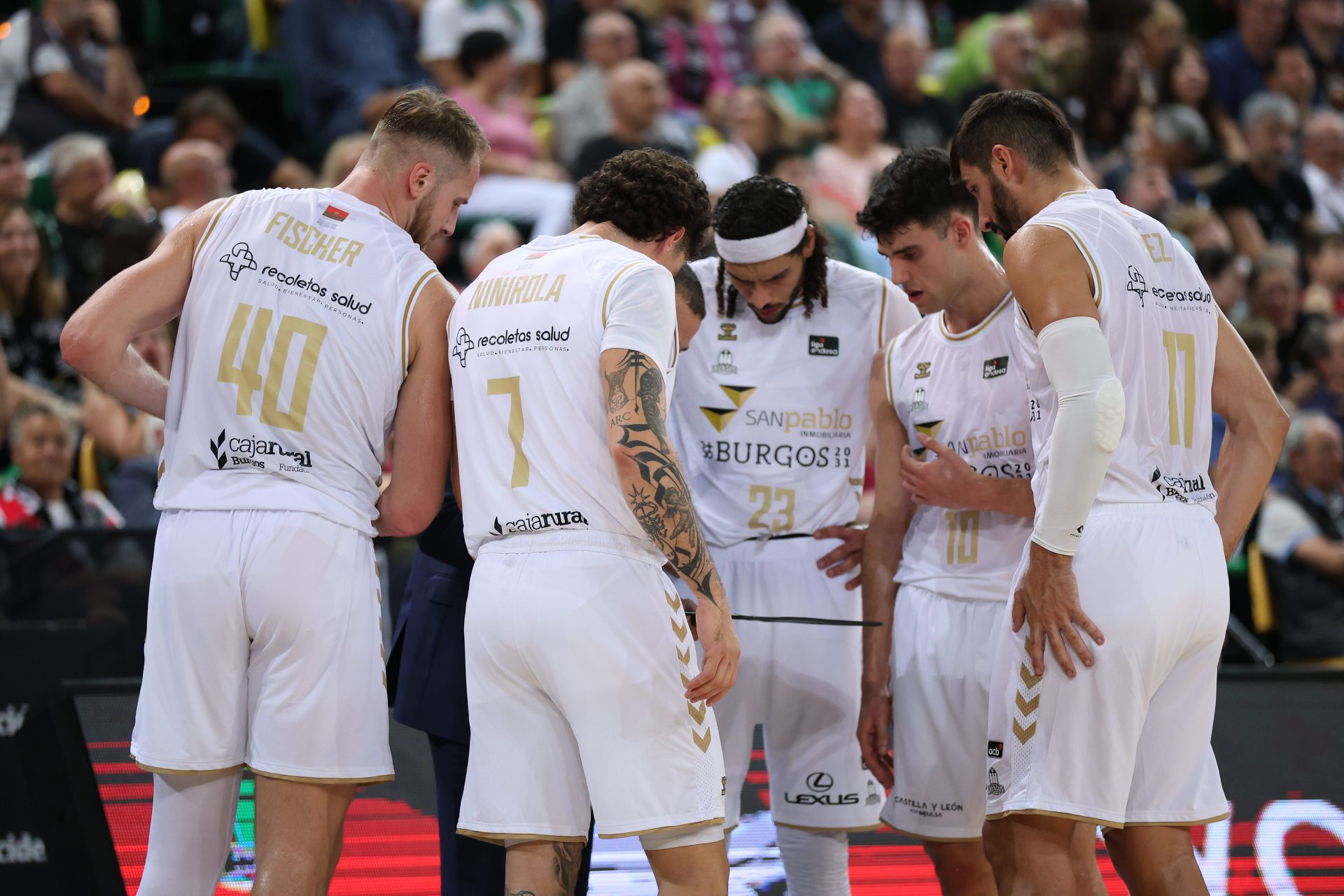 El encuentro del San Pablo Burgos frente al Bilbao Basket, en imágenes