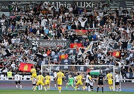 Foto de la grada de El Plantío.