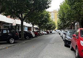 Calle Barrio Gimeno en el barrio chamarilero.