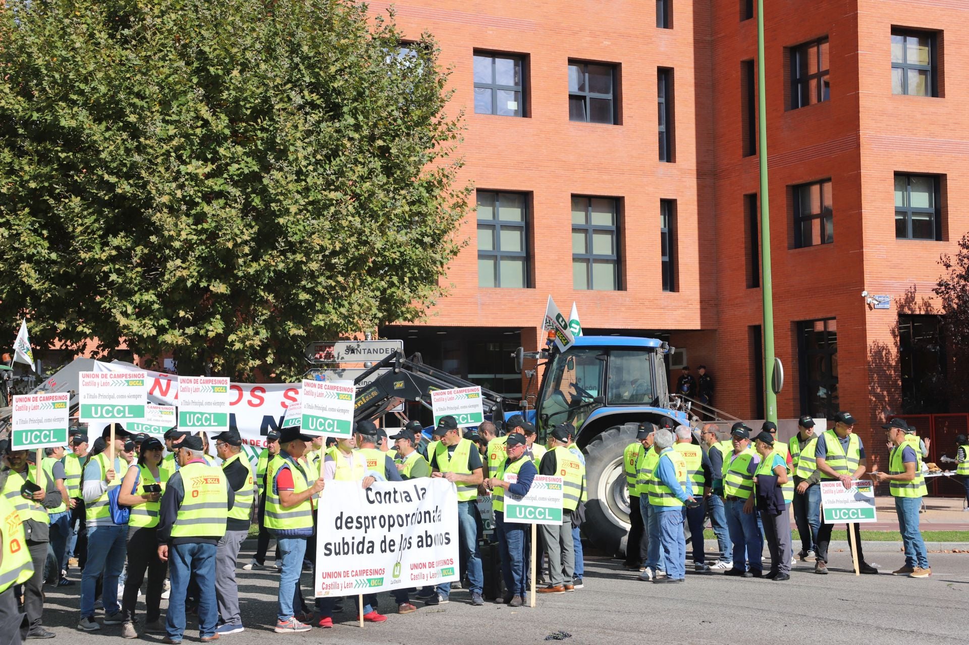 La protesta del sector primario en Burgos, en imágenes