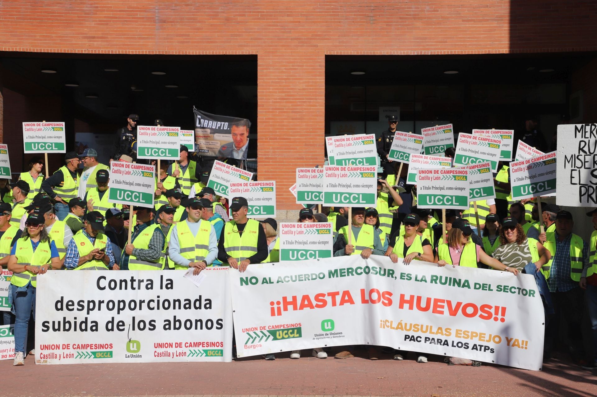 La protesta del sector primario en Burgos, en imágenes