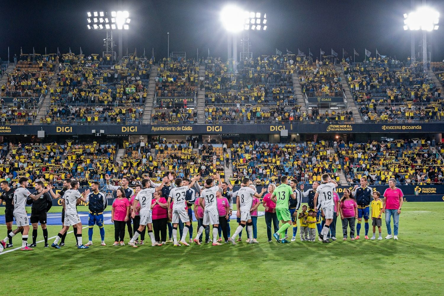 La victoria del Burgos CF en Cádiz, en imágenes