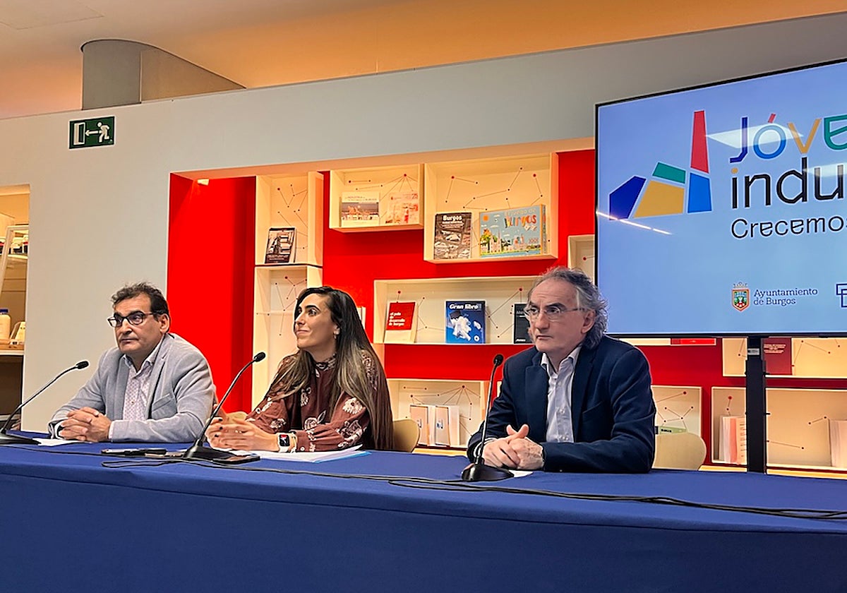 Cristóbal Álvarez, Andrea Ballesteros y Faustino Díez.