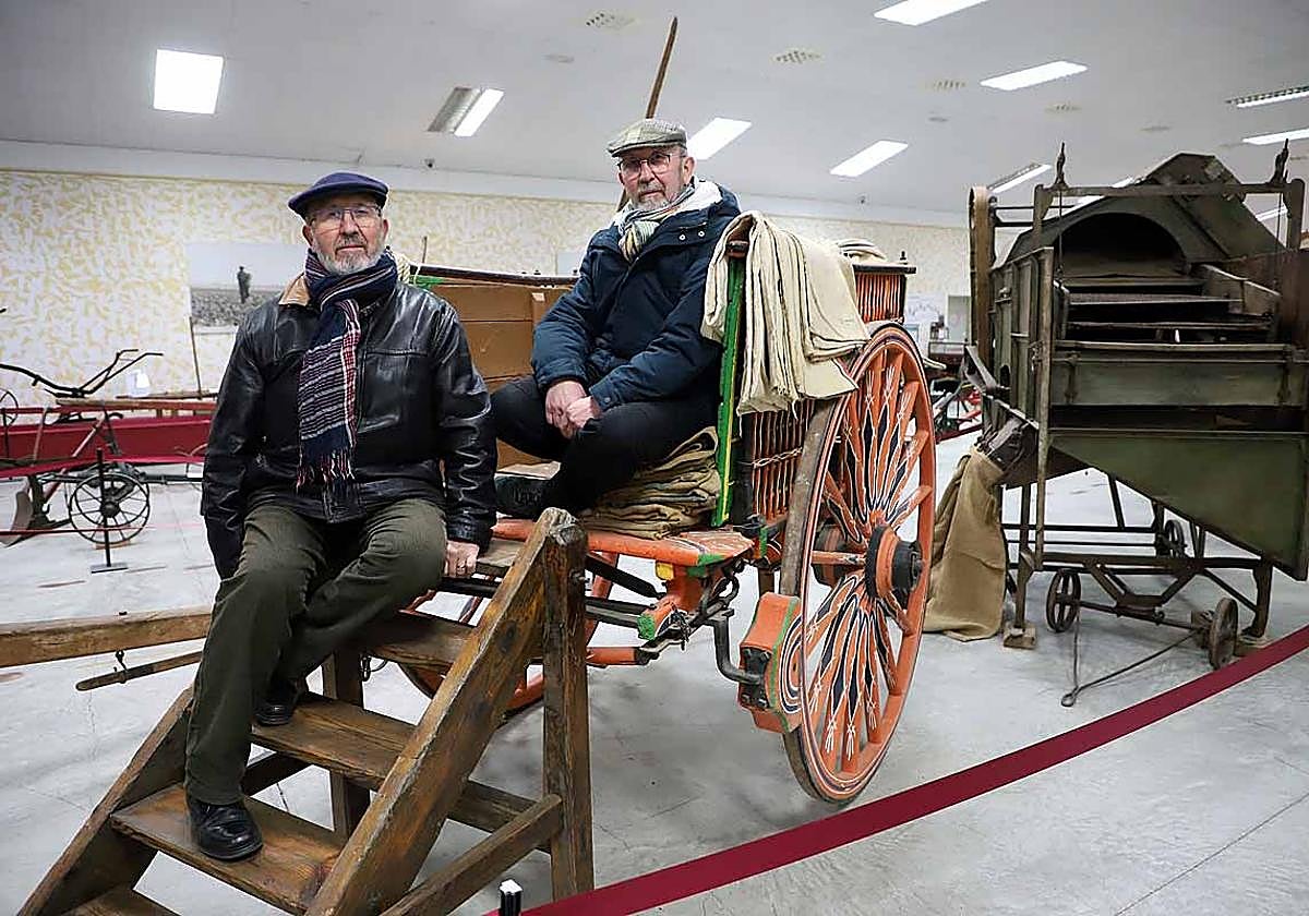 Los hermanos Alonso Maté en el Museo de Modúbar en una foto de archivo.