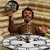 Papamoscas en la Catedral de Burgos