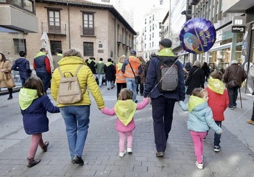 «Hasta 1.000 euros mensuales», esto le cuesta a un hogar de Burgos los retrasos en el título de familia numerosa
