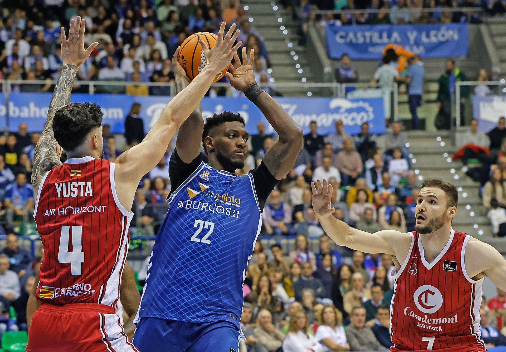 Así ha sido en imágenes la derrota del San Pablo frente al Casademont Zaragoza