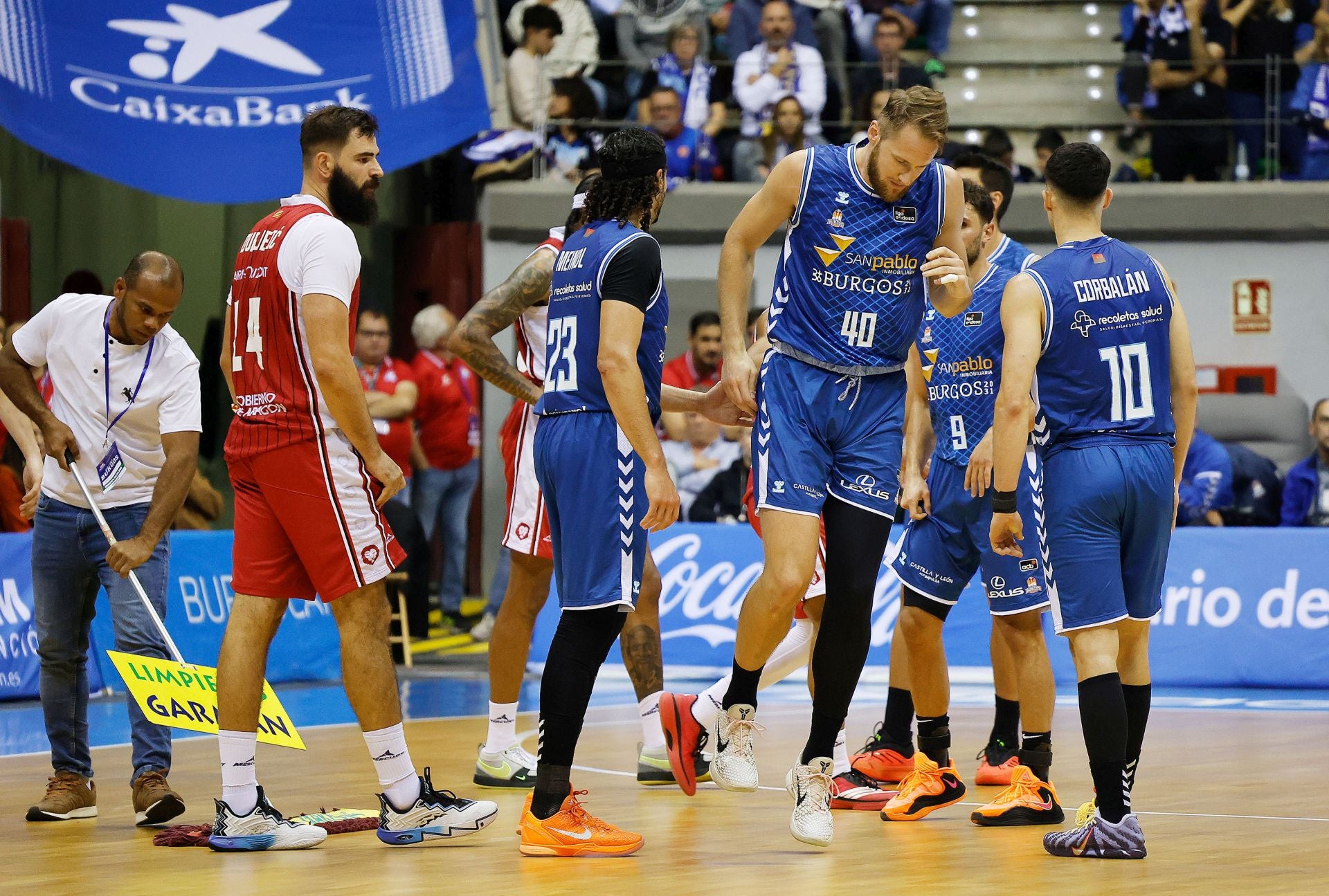 Así ha sido en imágenes la derrota del San Pablo frente al Casademont Zaragoza
