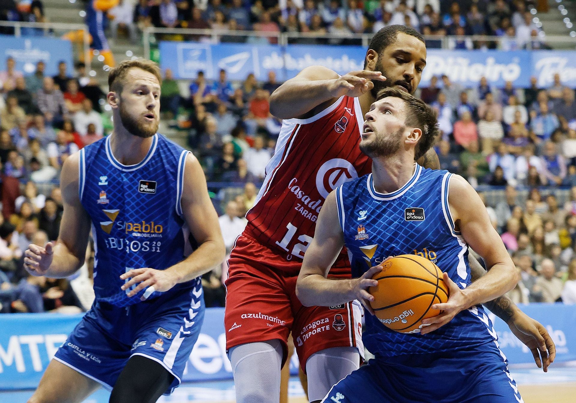 Así ha sido en imágenes la derrota del San Pablo frente al Casademont Zaragoza