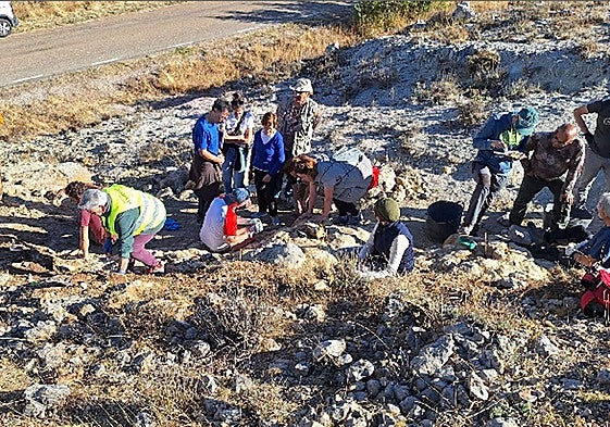 Excavaciones en el Geoparque Las Loras.