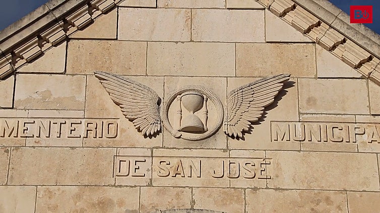 Símbolos de eternidad y transformación en el cementerio de Burgos
