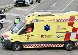 Imagen de archivo de una ambulancia en Burgos.