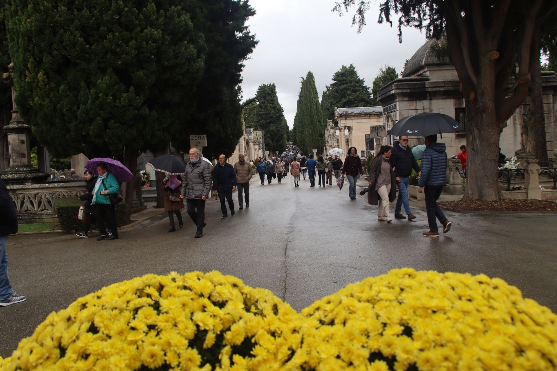 Así ha vivido Burgos el Día de Todos los Santos en imágenes