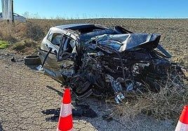 Restos del accidente mortal entre La Rioja y Burgos.