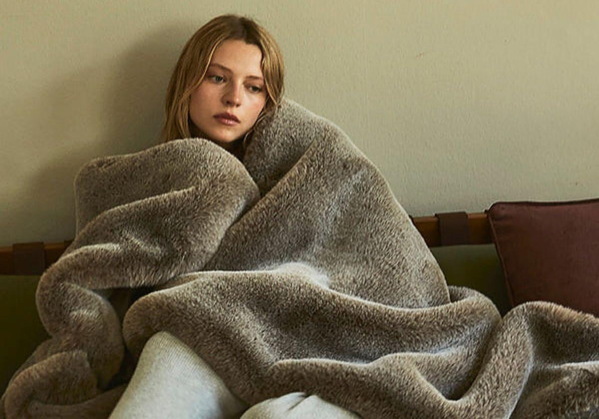 Imagen principal - Textura: Tres décadas vistiendo los hogares burgaleses con armonía, calidez y estilo