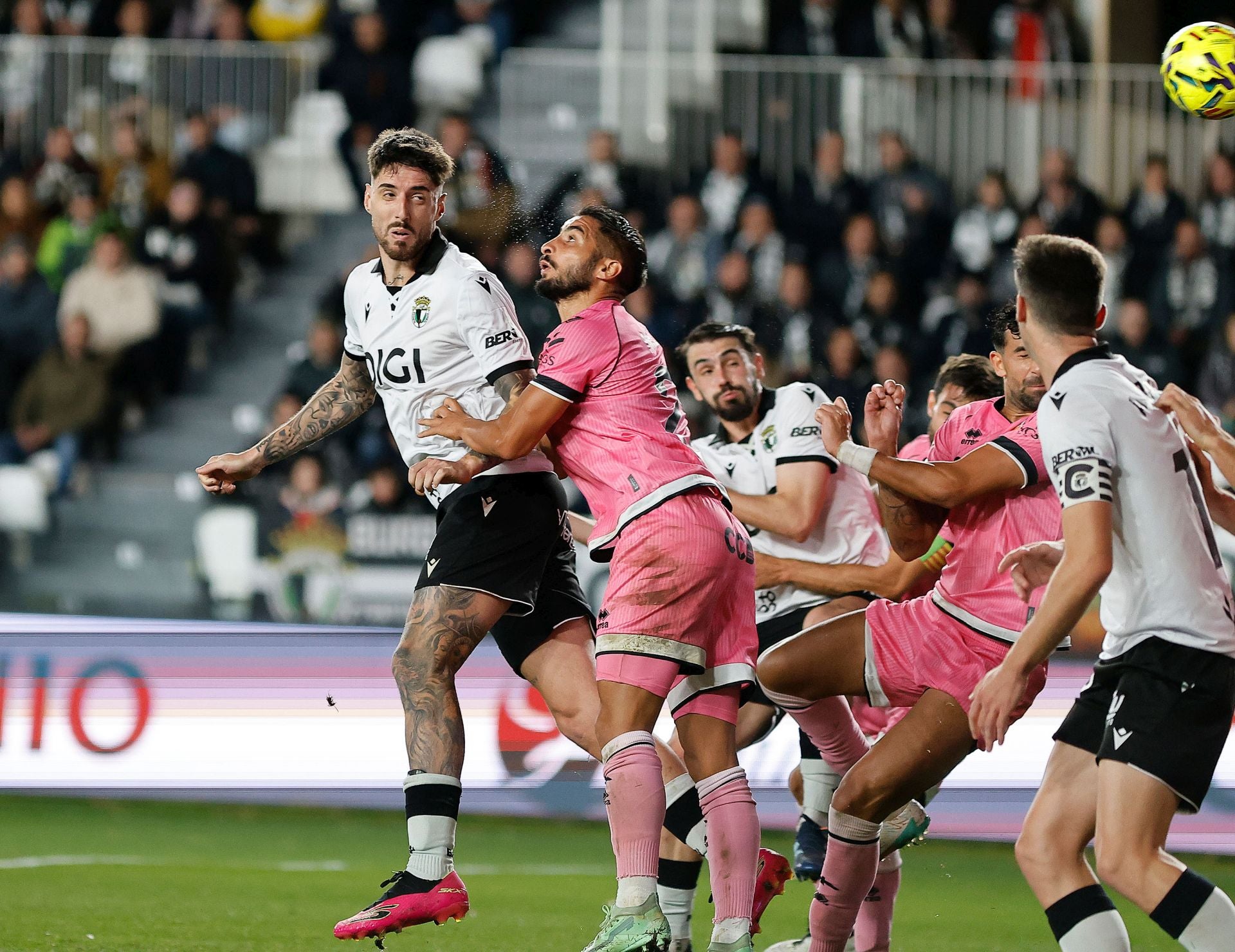 El partido entre el Burgos CF y el Castellón, en imágenes