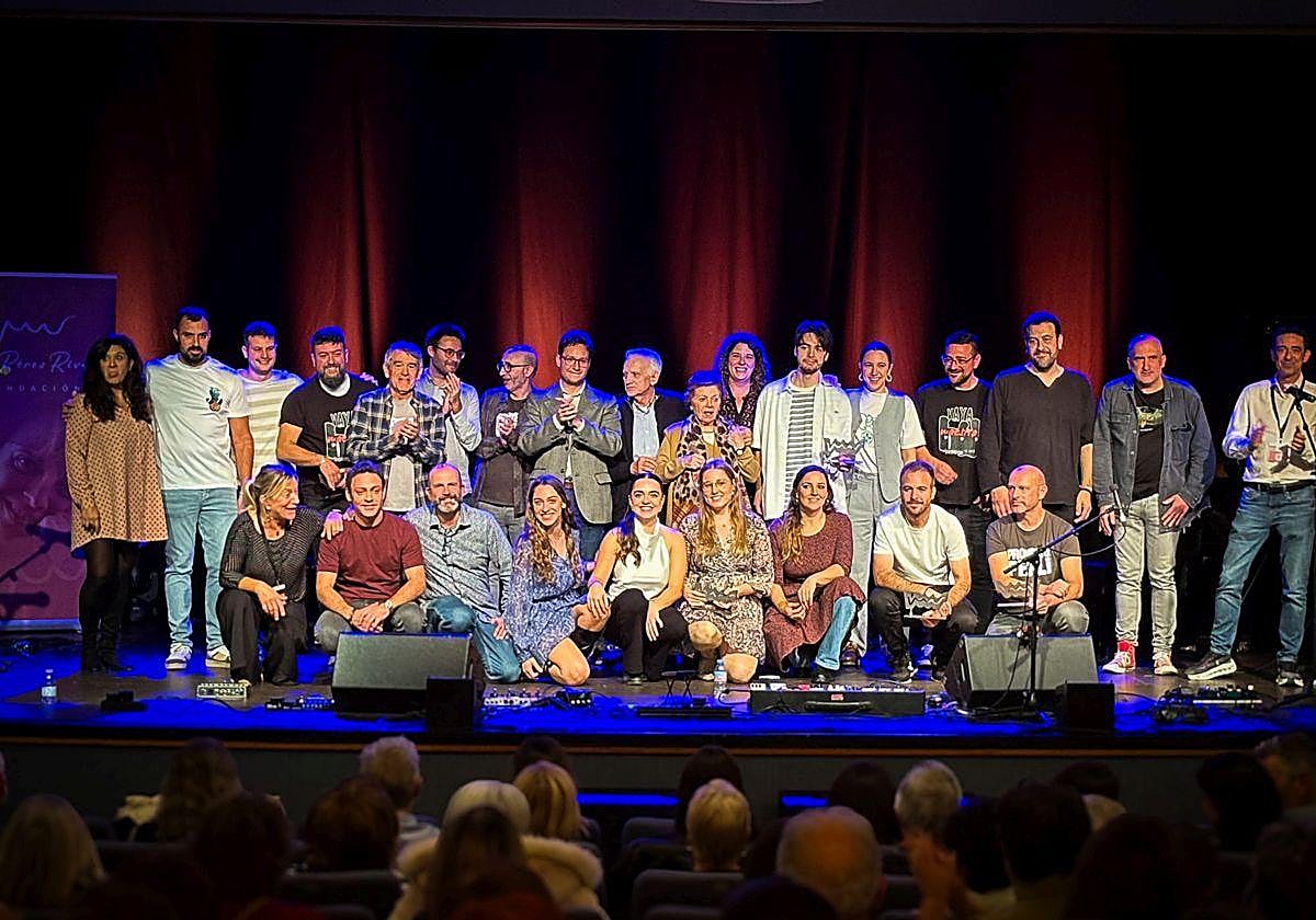 Foto de familia del II Concurso de Composición FLPR.