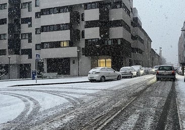 Burgos se prepara para las nevadas con decenas de máquinas y 78 saleros en las calles