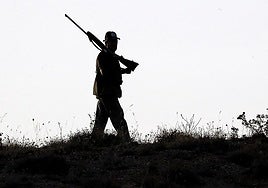 Imagen de archivo de un cazador.