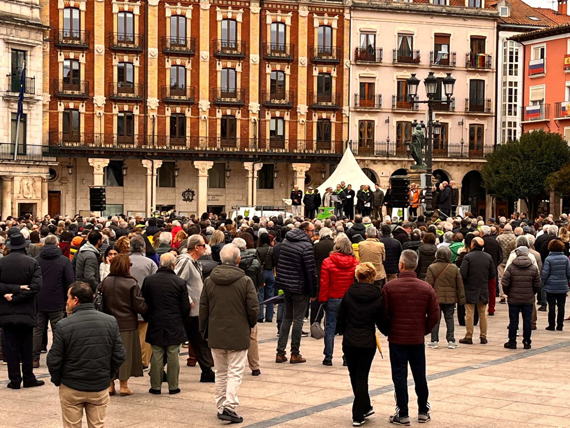 Así ha sido en imágenes la protesta por la reapertura del Tren Directo