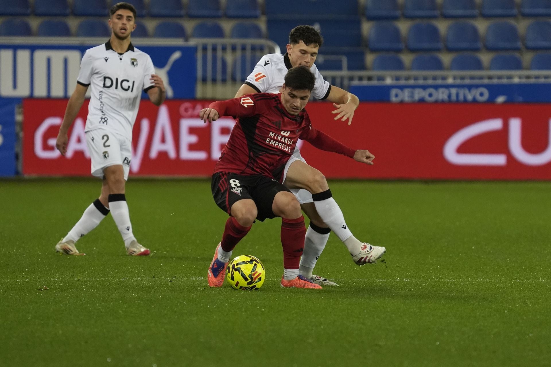 Todas las imágenes del derbi burgalés entre el Mirandés y el Burgos