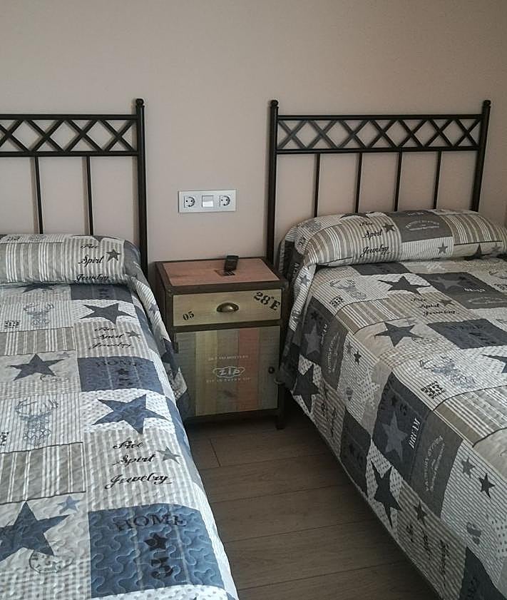 Imagen secundaria 2 - Hotel rural Los Faroles, en Huérmeces, Burgos.