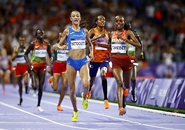 La italiana Nadia Battocletti, en una prueba de 10.000 metros.