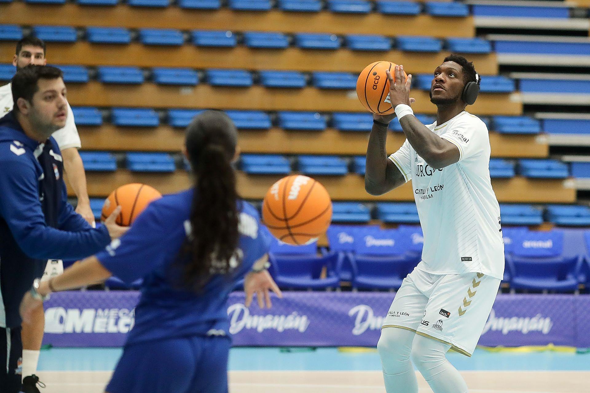 La derrota del San Pablo Burgos ante Río Breogán, en imágenes
